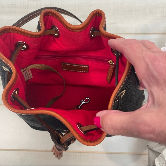 Dooney & Bourke Black Tan Saffiano Crossbody Drawstring bag - Picture 11 of 12